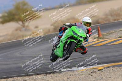 media/Dec-17-2022-SoCal Trackdays (Sat) [[224abd9271]]/Turn 15 (155pm)/